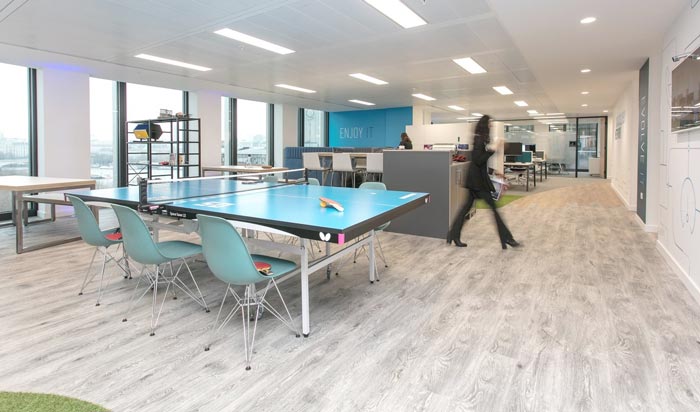 IT公司辦公室娛樂區域裝修設計案例效果圖