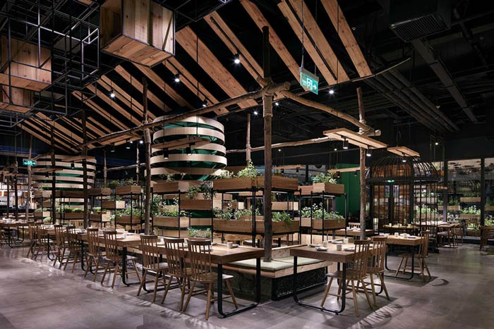 特色生態餐廳餐區裝修設計效果圖