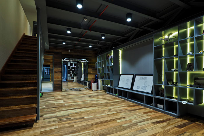 實(shí)業(yè)投資公司辦公室過(guò)道裝修設(shè)計(jì)效果圖