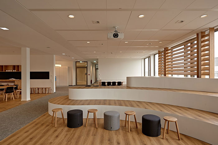 技術公司辦公室休息區裝修設計效果圖