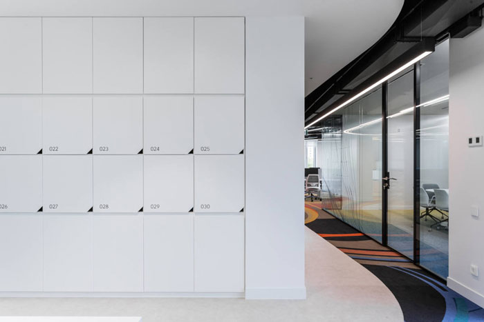 IT公司辦公室動線裝修設(shè)計效果圖