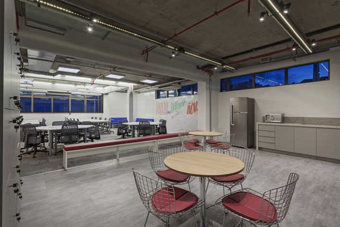 金融企業辦公室洽談區裝修設計效果圖