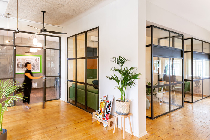 網絡公司辦公室進門區裝修設計效果圖