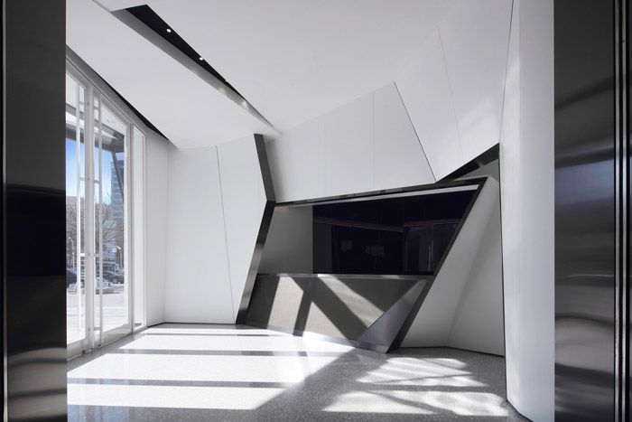 互聯(lián)網(wǎng)辦公室進門區(qū)裝修設計效果圖