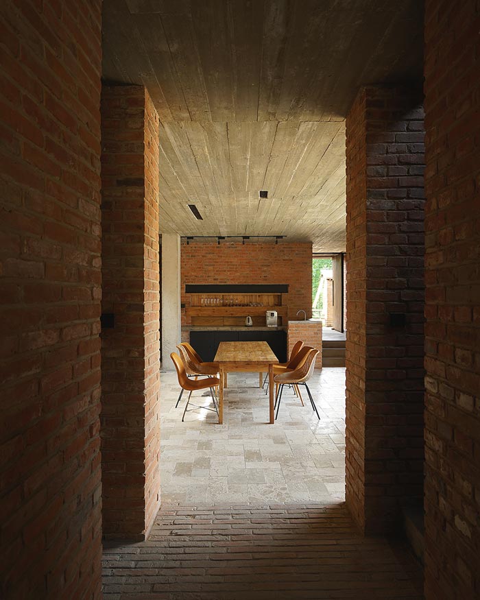 農家民宿餐區(qū)裝修設計效果圖