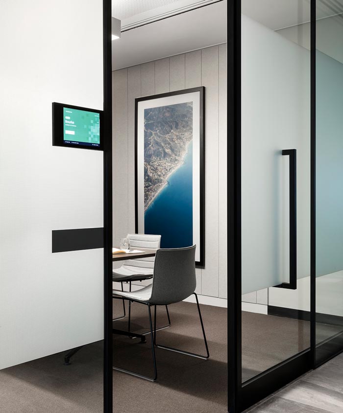 1800平方辦公室會議裝修設計效果圖